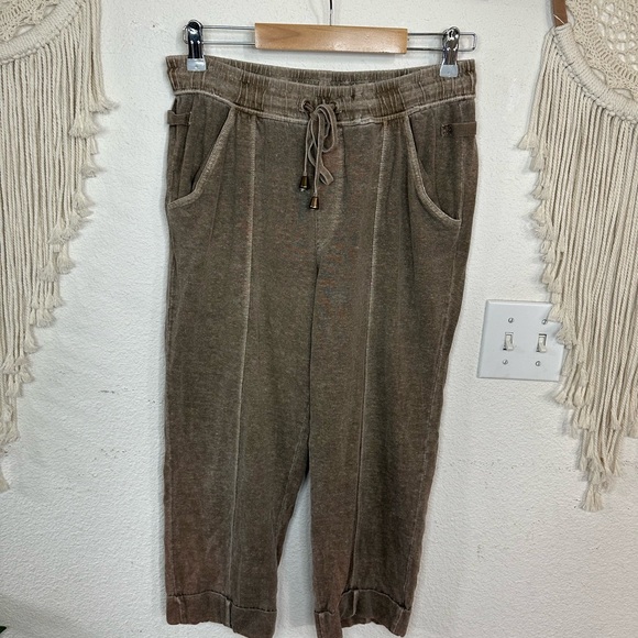 Wrap London Pants - Wrap London Capri Lounge Athletic Pants in Brown Hemp blend size 6 small